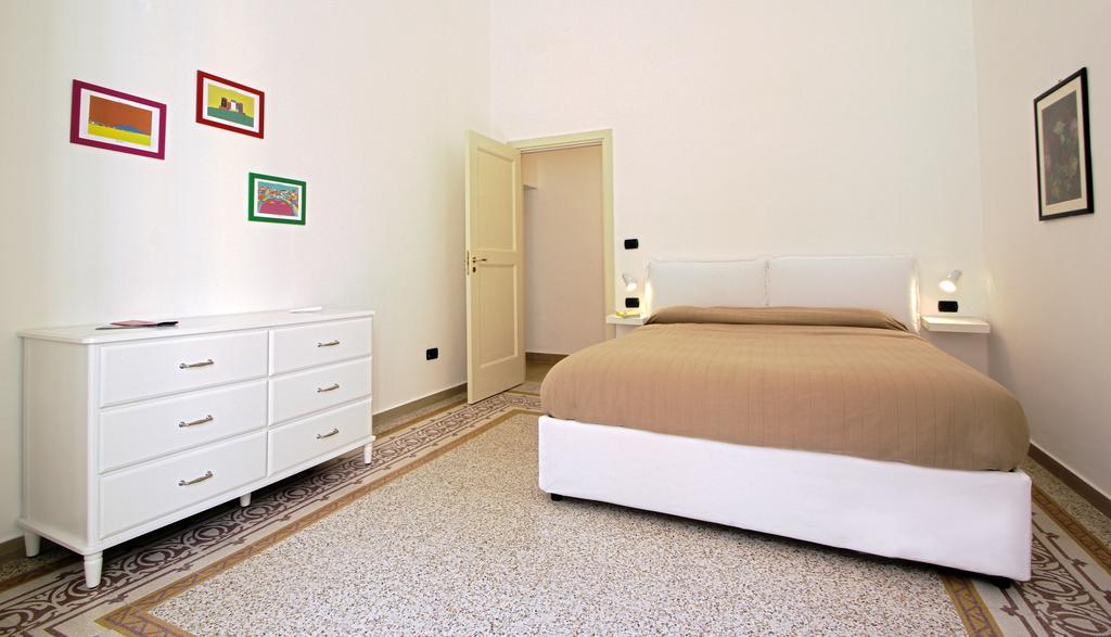 Casa Dante - Historic Apartment In The Perfect Naples Location Exterior foto