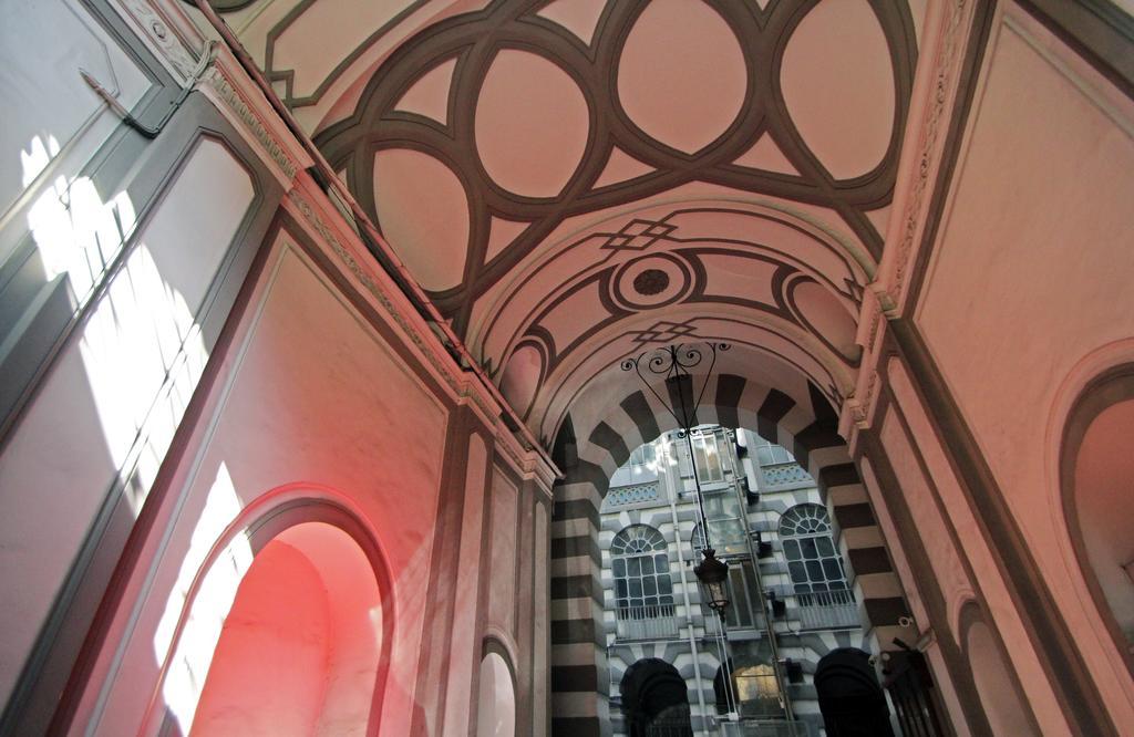 Casa Dante - Historic Apartment In The Perfect Naples Location Exterior foto