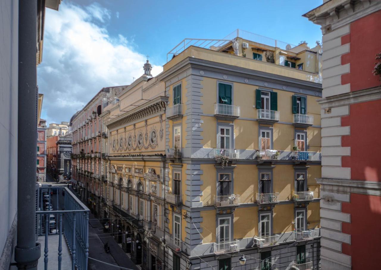 Casa Dante - Historic Apartment In The Perfect Naples Location Exterior foto